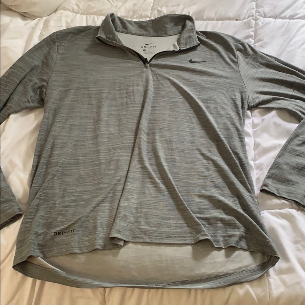 Nike quarter zip pullover